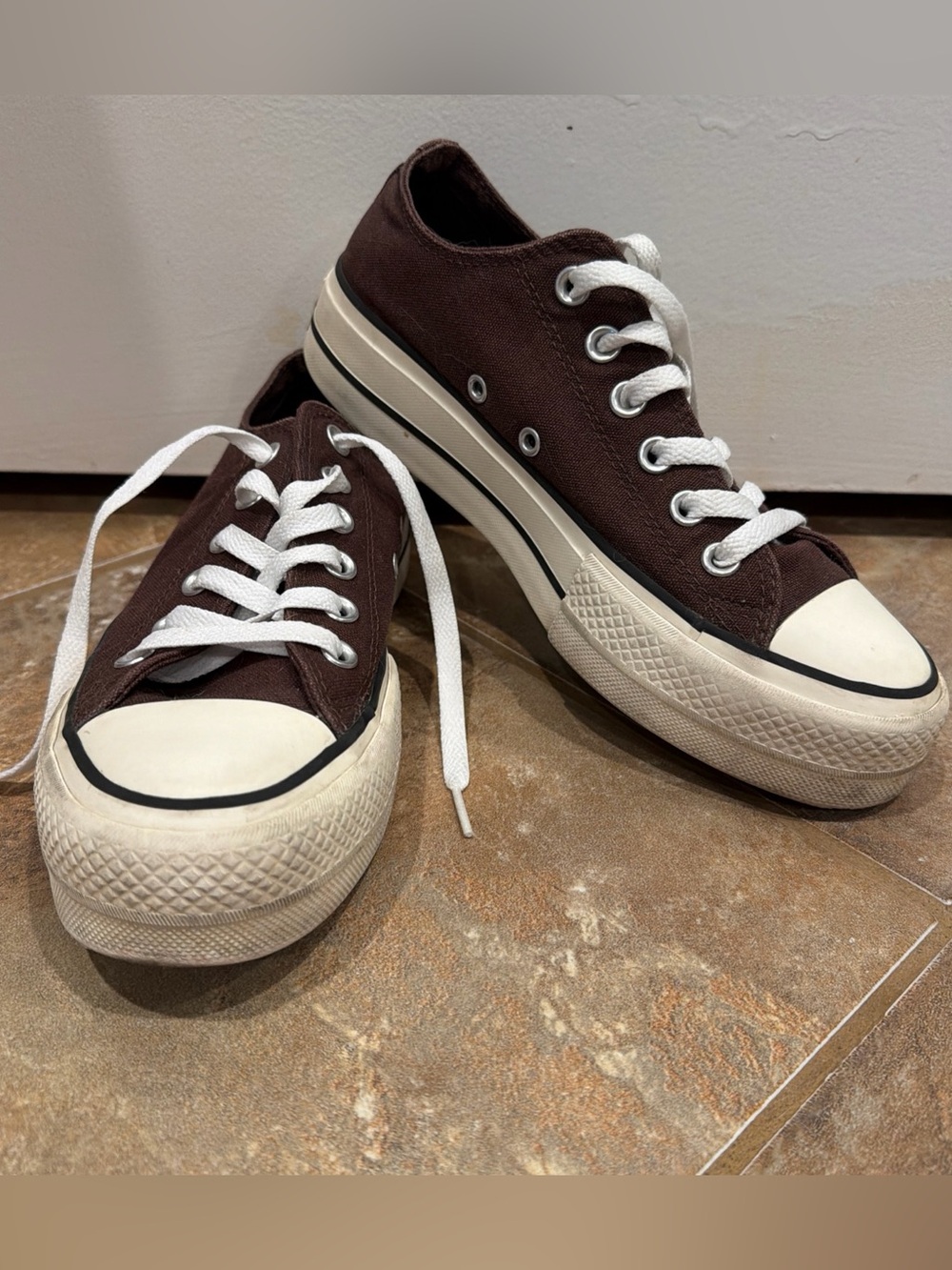 Converse Chuck Taylor All Star Lift Platform Women’s 7 Brown Sneakers